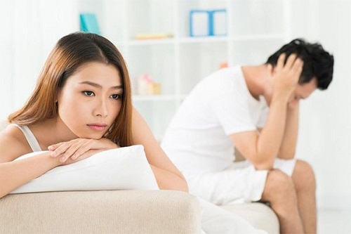 Hút thuốc lá thường xuyên làm giảm ham muốn vợ chồng