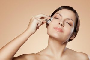 [Bật mí] Cách làm giảm sưng mụn bọc hiệu quả, nhanh chóng tại nhà
