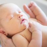 Nhịp thở trung bình của trẻ sơ sinh là từ 40-60 lần/ phút