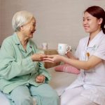 Dịch vụ chăm sóc bênh nhân ra đời để giúp đỡ người bệnh trong cuộc sống