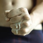 Quay tay là một hình thức thủ dâm ở nam giới nhằm thoả mãn nhu cầu tình dục cá nhân