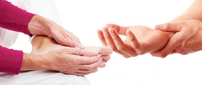 6+ Cách chữa bệnh tê bì chân tay hiệu quả? Đâu là cách TỐT NHẤT?